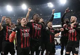 法甲赛程吃紧，AC米兰冲刺阶段内部沟通，气氛紧张，数据趋势出现新变化(法甲巴黎赛程表)