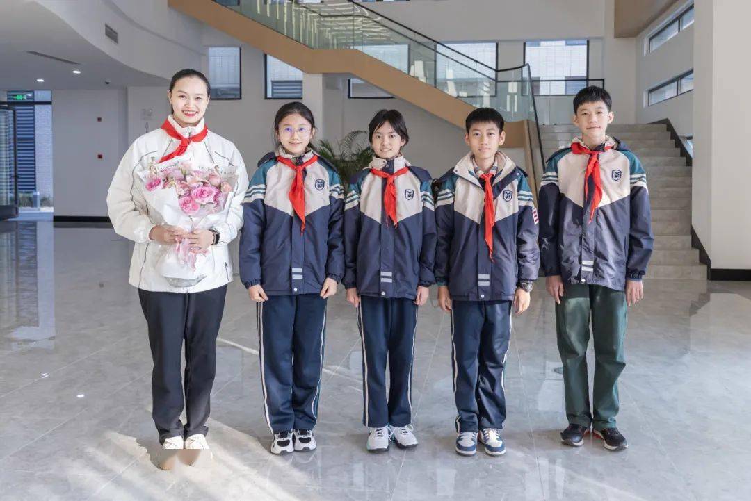 法兰克福迎国王杯关键赛；加时末段完成体检；目标明确；团队化学反应显著的简单介绍