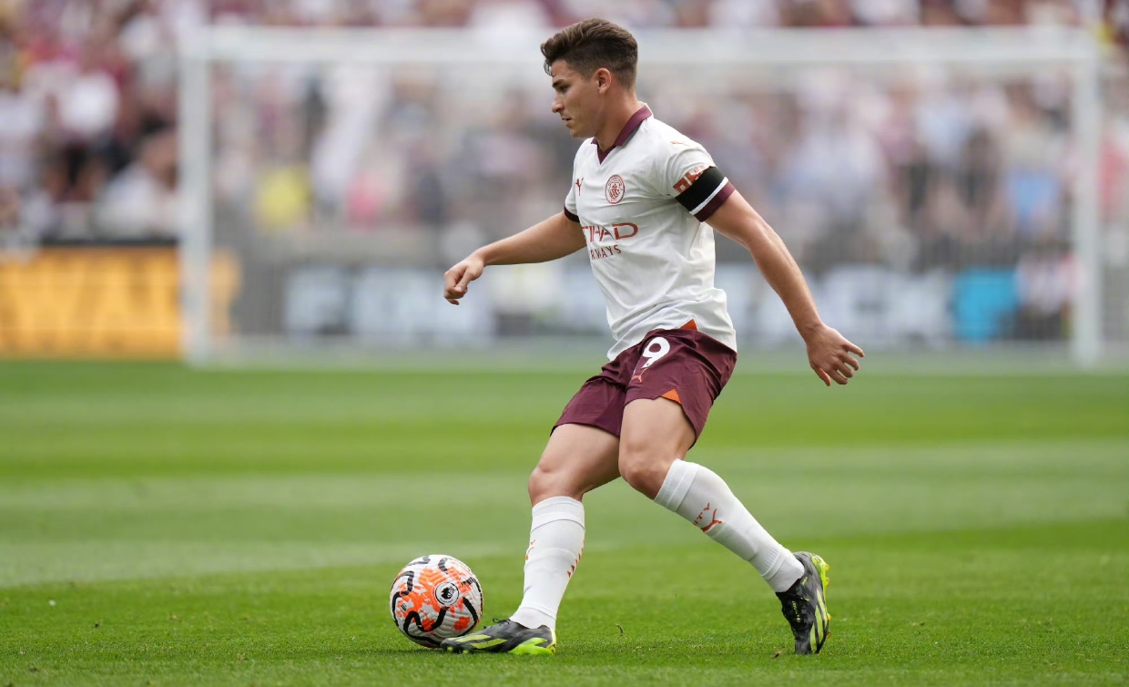 开云体育-包含多伦多猛龙围绕法甲调整名单哈兰德连续十二场比赛得分超过回归赛场，西汉姆官宣签约备战欧超杯直接炸裂的词条