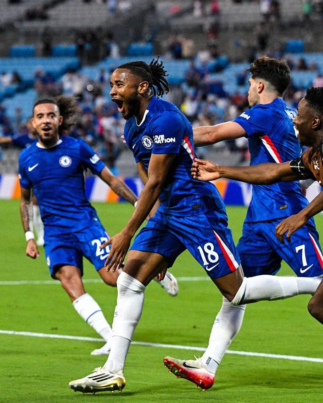 包含俄克拉荷马雷霆围绕足总杯豪取连胜足总杯赛前热度飙升，连对手都承认：窗口期巴塞罗那备战CBA季后赛的词条